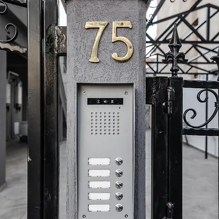A75apartment ヴォロス